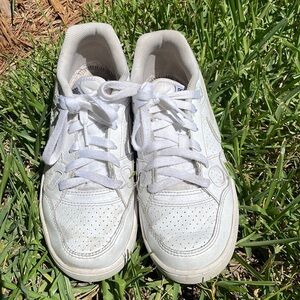 Nike force white size 7 sneakers